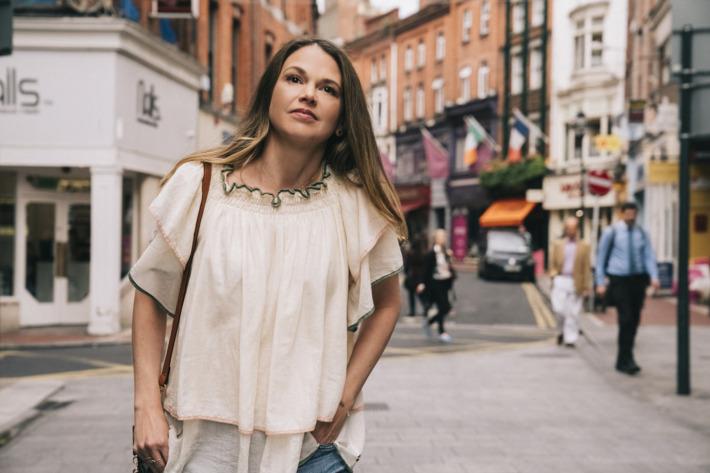 Younger 4: un'immagine dal finale di stagione Younger: un'immagine dal finale della stagione 4