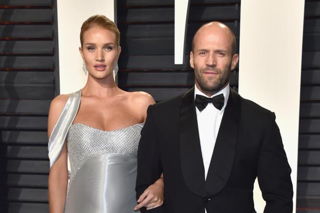 Rosie Huntington-Whiteley e Jason Statham hanno avuto il loro primo figlio Primo piano di Jason Statham e Rosie Huntington-Whiteley