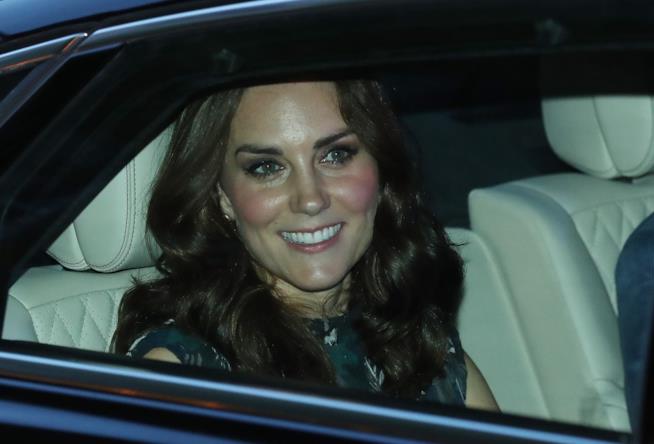 Kate Middleton arrabbiata con la madre e la sorella Kate Middleton in auto