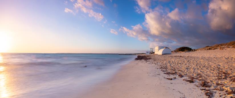 Le Migliori Spiagge Dove Fare Il Primo Bagno In Mare Del 2019