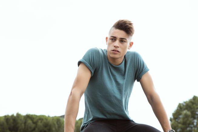 Einar: video e testo del brano Centomila Volte con cui ha vinto Sanremo Giovani Sanremo Giovani: Einar vince con Centomila volte, testo e video