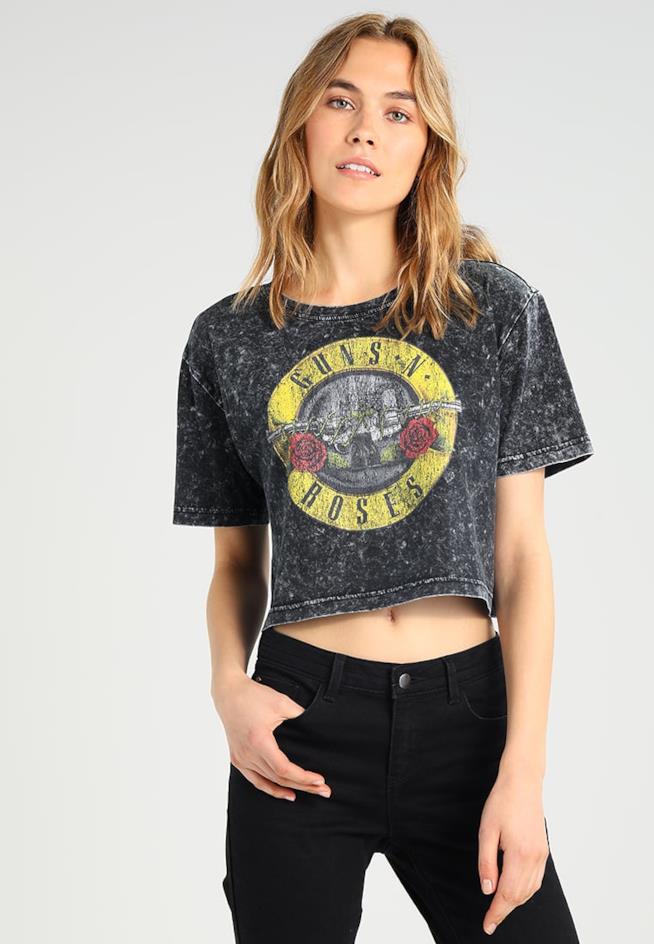 T-shirt a stampe Guns'n'Roses di Urban Classics T-shirt a stampe Guns'n'Roses di Urban Classics per l'autunno
