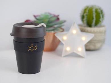 Tazza riutilizzabile struttura molecolare di caffeina