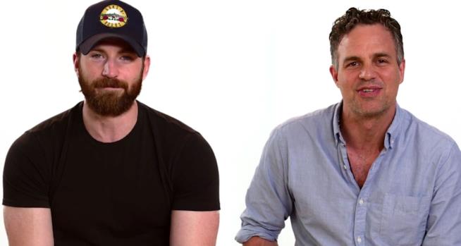 Gli Avengers Mark Ruffalo e Chris Evans si schierano contro il bullismo Chris Evans e Mark Ruffalo