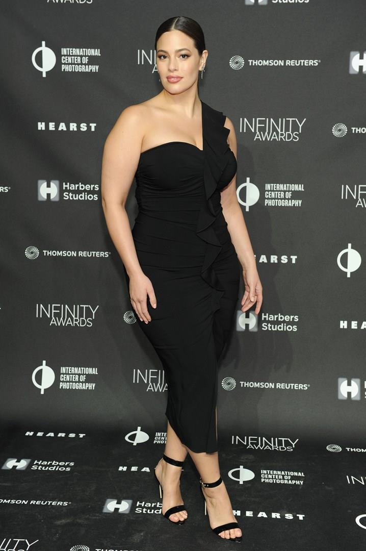 Ashley Graham contro il body shaming su Instagram La splendida Ashley Graham