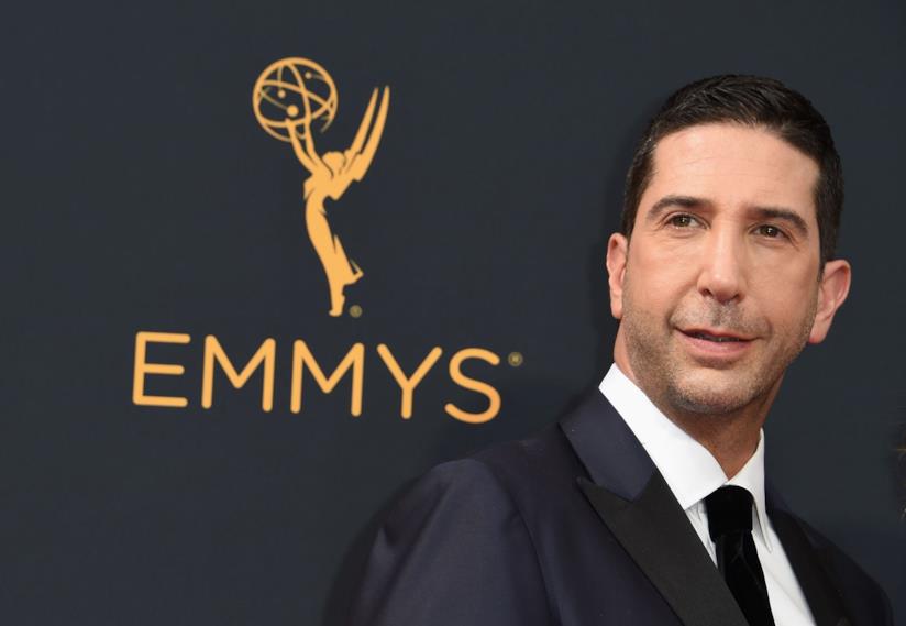 David Schwimmer di Friends odiava la scimmia Marcel L'attore David Schwimmer