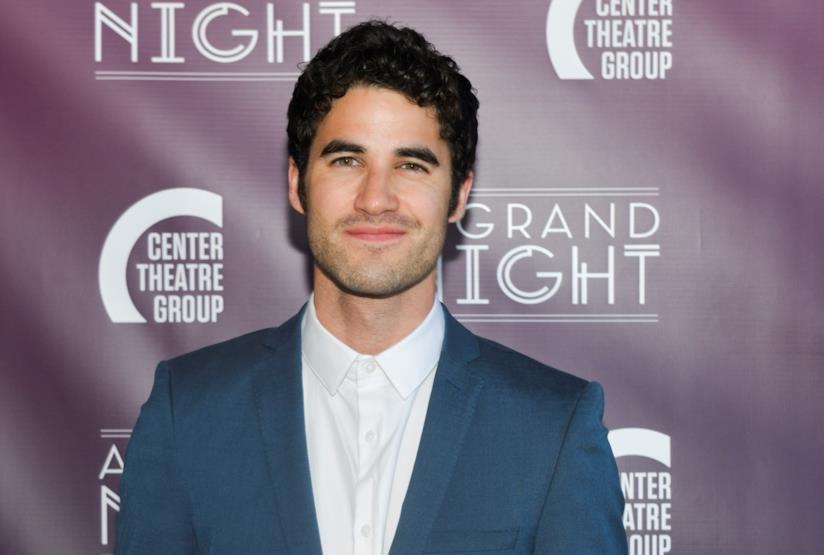 Darren Criss canta Shallow da A Star is Born: il video della cover Darren Criss