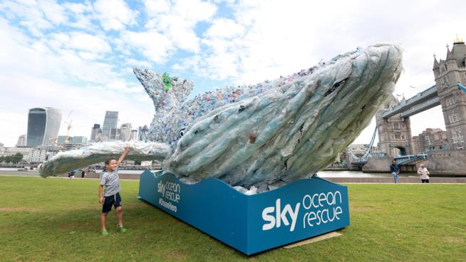 UNa scultura in plastica per il progetto Sky Ocean Rescue Una scultura marina per Sky Ocean Rescue