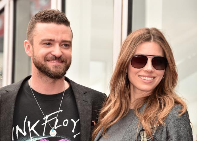 Jessica Biel e Justin Timberlake, le foto scherzose Justin Timberlake e Jessica Biel