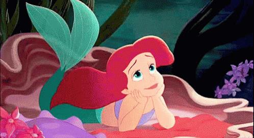 La Sirenetta Una GIF di Ariel che muove la coda