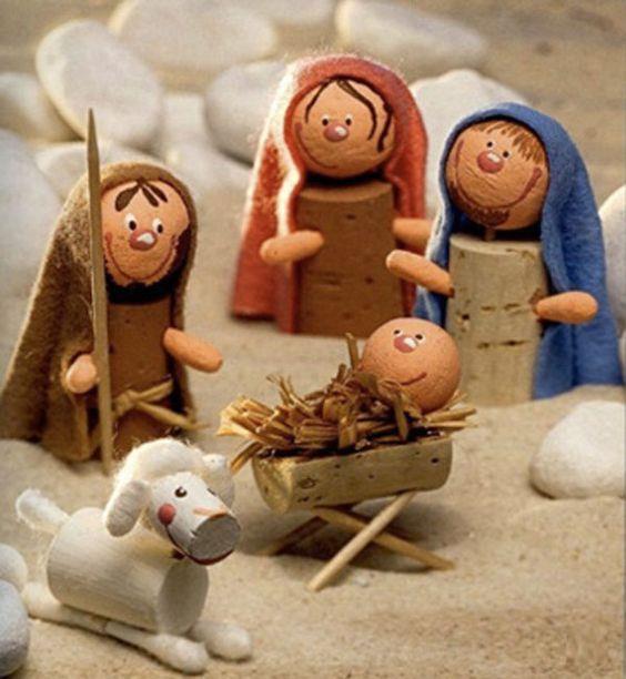 Presepe in sughero Presepe con tappi di sughero