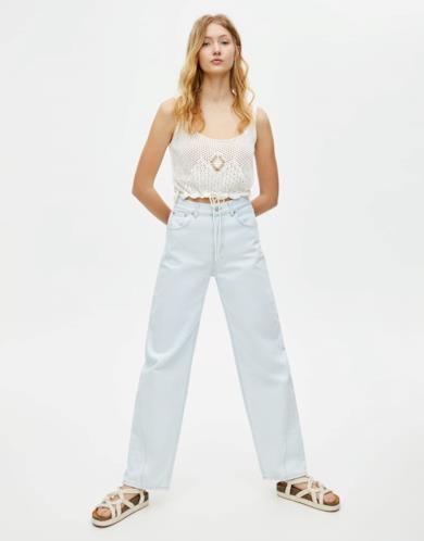 Top in crochet Sadie Sink