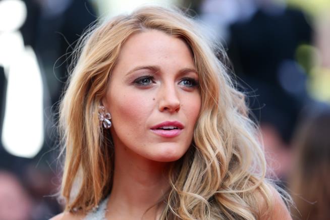 Blake Lively e lo stile Willy Wonka Blake Lively in primo piano