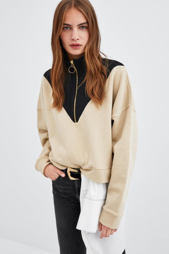 Felpa Zara con collo alto e maniche lunghe color nero ed écru Felpa Zara con collo alto e maniche lunghe color nero ed écru