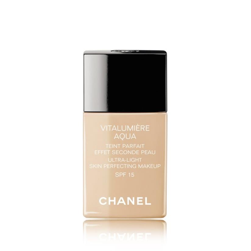 Vitalumière Aqua di Chanel Fondotinta Vitalumière Aqua di Chanel per pelli secche