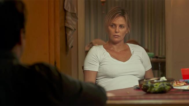 Ingrassa 22 chili per un film, la star di Hollywood è irriconoscibile