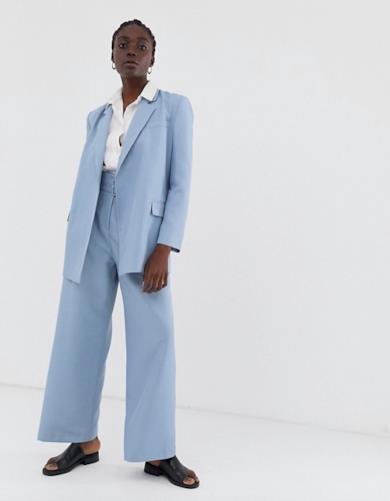 Completo azzurro polvere