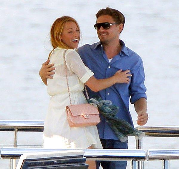 Blake Lively e le strane foto inviate a Leonardo DiCaprio Un vecchio scatto di Blake Lively e Leonardo DiCaprio