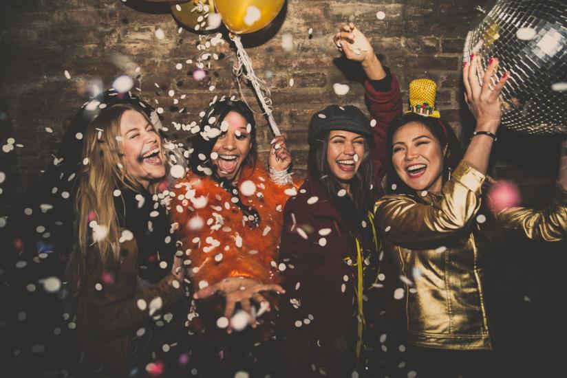 Ecco otto suggerimenti per un compleanno unico e originale. festa di compleanno tra ragazze