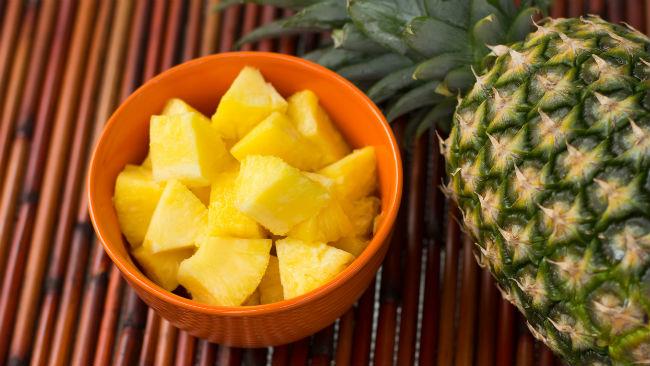La vitamina C si può trovare anche nell'ananas L'ananas contiene vitamina C quanto l'arancia