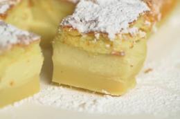 Torta magica con triplo strato incantesimi speciali da pasticciere