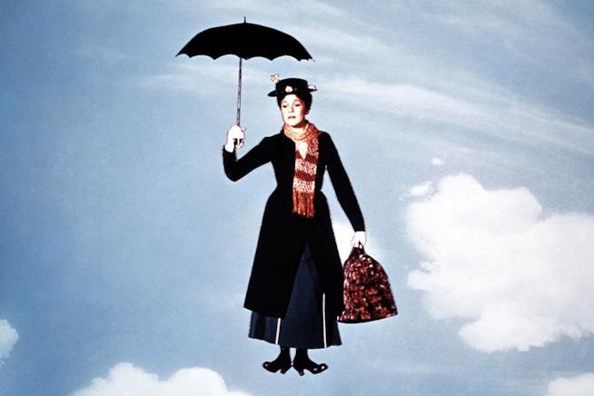 Un omaggio a Mary Poppins e la sua autrice: i semafori ispirati alla tata Mary Poppins vola con l'ombrello