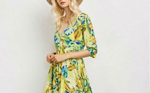 Gli abiti a fantasia floreale per l'estate Abito a fantasia floreale della nuova collezione Zaful