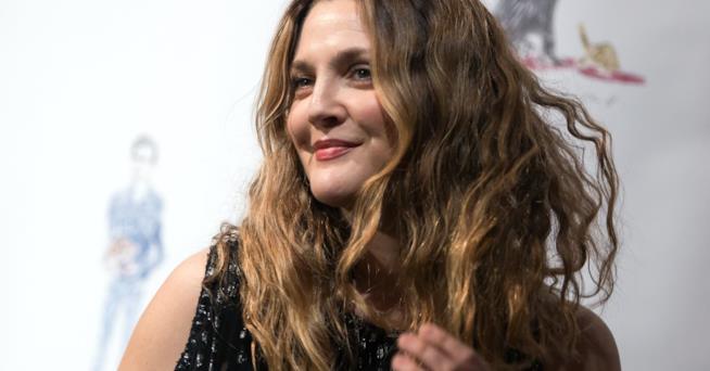La serie TV Black Rose Anthology sarà prodotta da Drew Barrymore Drew Barrymore