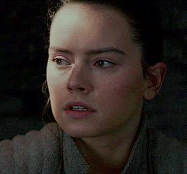 Daisy Ridley in Star Wars Gli Ultimi Jedi La scena in cui Rey parla a distanza con Kylo ren per la prima volta