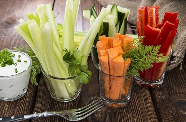 Aperitivo: meglio le crudité Crudité per aperitivo