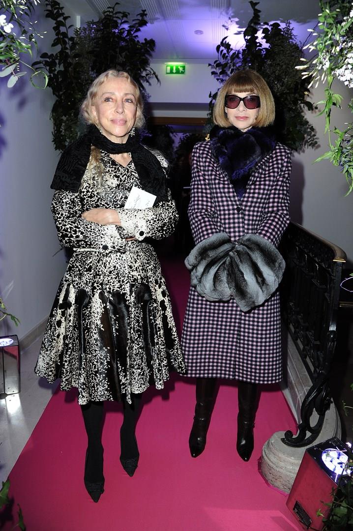 Franca Sozzani e Anna Wintour Franca Sozzani e Anna Wintour insieme a una sfilata
