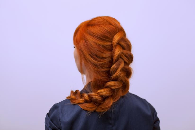 Storia, significato e abbinamenti capelli rossi Capelli rossi con treccia