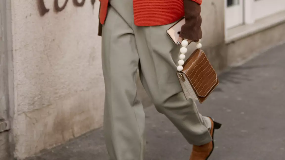 Il Mock Crock è uno dei trend più cool della stagione