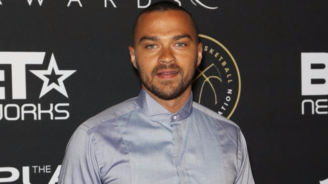 Jesse Williams esorta gli americani ad andare a votare in un nuovo video di Joss Whedon Jesse Williams a un evento ufficiale