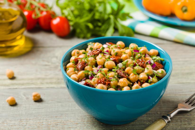 Ceci Ciotola con insalata di legumi