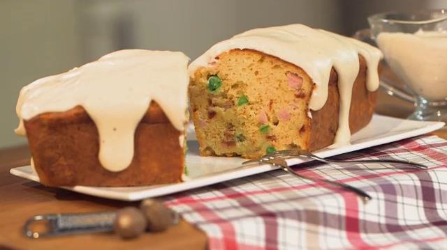 Plumcake finto dolce: la ricetta Primo piano del plumcake finto dolce