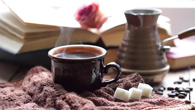 Caffè e zucchero Ridurre lo zucchero nel caffè