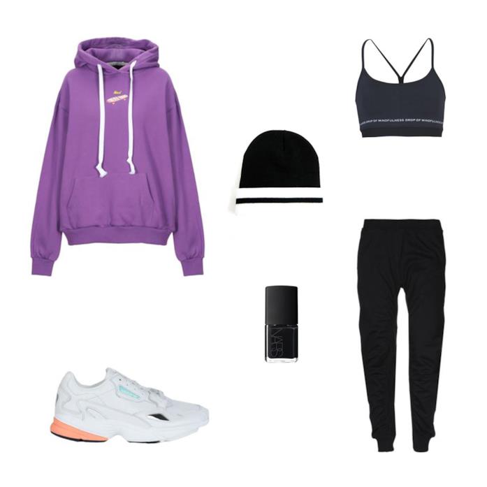 Outfit per concerto rap Outfit per un concerto rap composto da sneakers chunky, felpa, smalto nero, tuta e bra