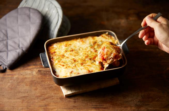 La ricetta semplice e gustosa delle lasagne al pistacchio, un piatto unico davvero sfizioso La ricetta delle lasagne al pistacchio, piatto unico che conquista grandi e piccini