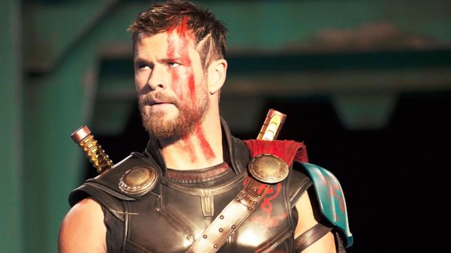 Thor: Kevin Feige non esclude il film su una Dea del Tuono Thor: Kevin Feige non esclude il film su una Dea del Tuono