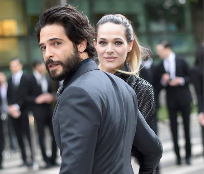 Laura Chiatti, raffica di critiche su Instagram: Laura Chiatti, raffica di critiche su Instagram: