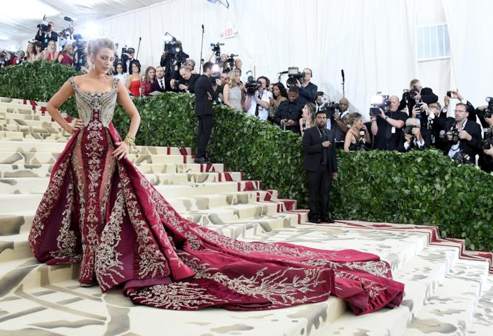 Blake Lively al Met Gala 2018 Met Gala 2018: Blake Lively e il suo vestito ispirato alla Chiesa