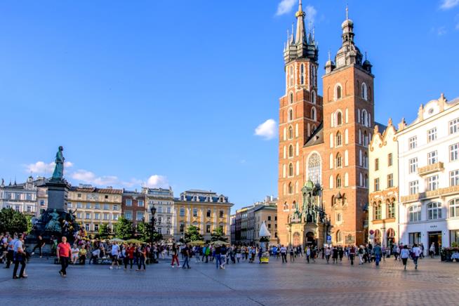 Piazza del Mercato a Cracovia La città vecchia di Cracovia