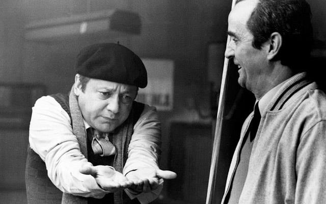 Paolo Villaggio, con Fantozzi dà vita alla più grande maschera italiana dopo Totò Paolo Villaggio in una scena del primo Fantozzi