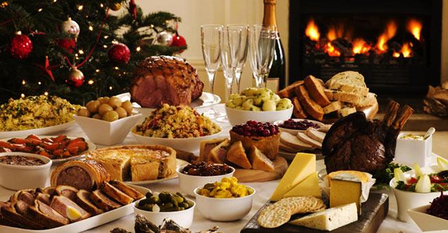 Natale e cibo Tavolo natalizio