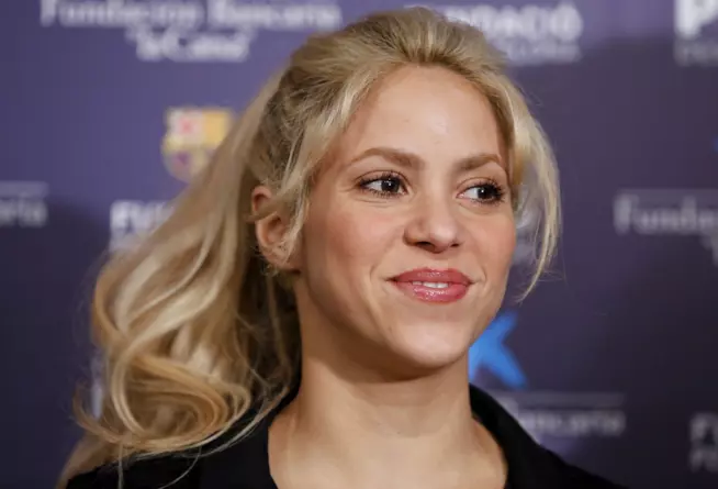 Shakira annuncia le date del nuovo tour La cantante Shakira annuncia il suo El Dorado World Tour