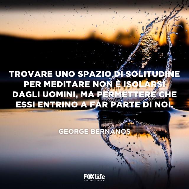 Frase Bernanos Acqua del lago che schizza