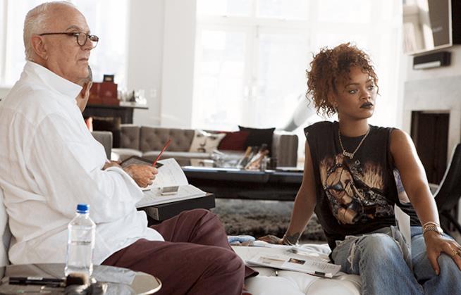 Rihanna lancia una linea di sandali Manolo Blahnik Rihanna con Manolo Blahnik