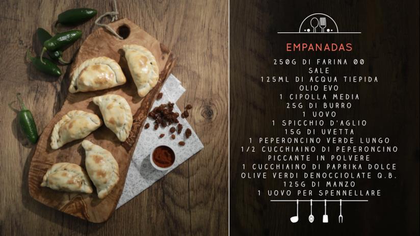Empanadas argentine con ripieno di carne macinata e spezie Empanadas