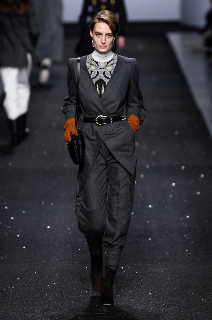 Sfilata Alberta Ferretti Un look della Sfilata Alberta Ferretti